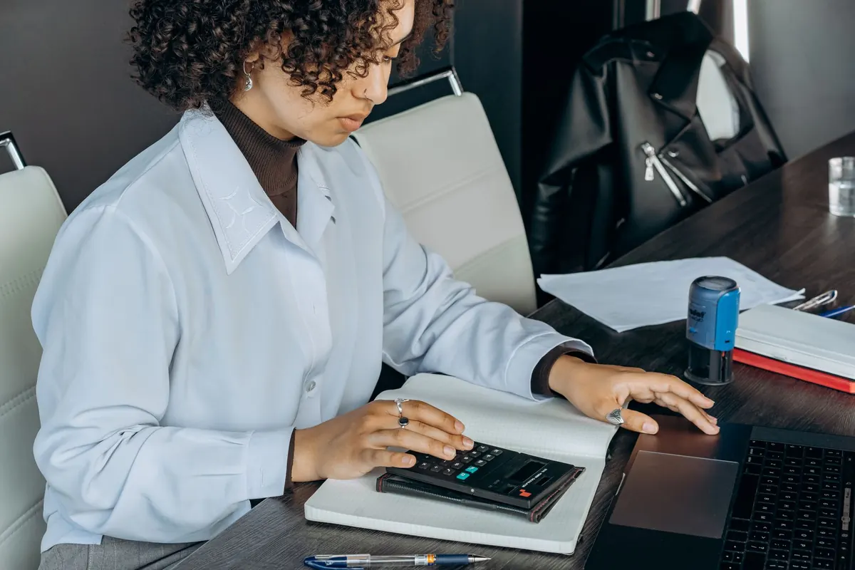 How to Set Up a Simple Bookkeeping System for a UK Small Business